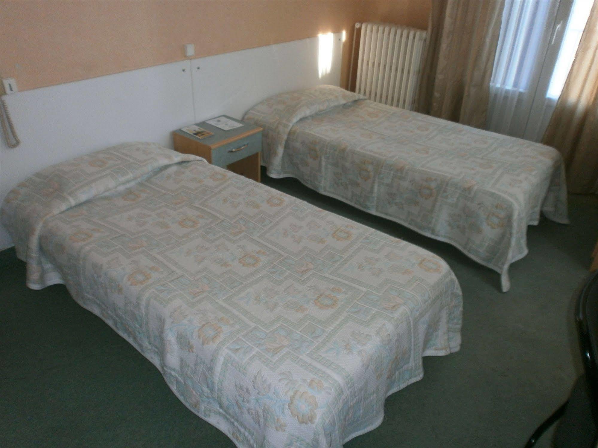Hotel La Belle Etoile Saint-Nazaire  Eksteriør billede